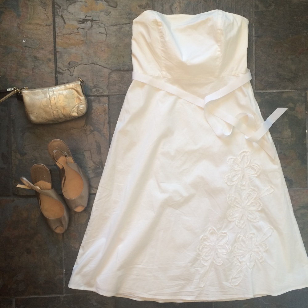 Express Stretch White Strapless Dress